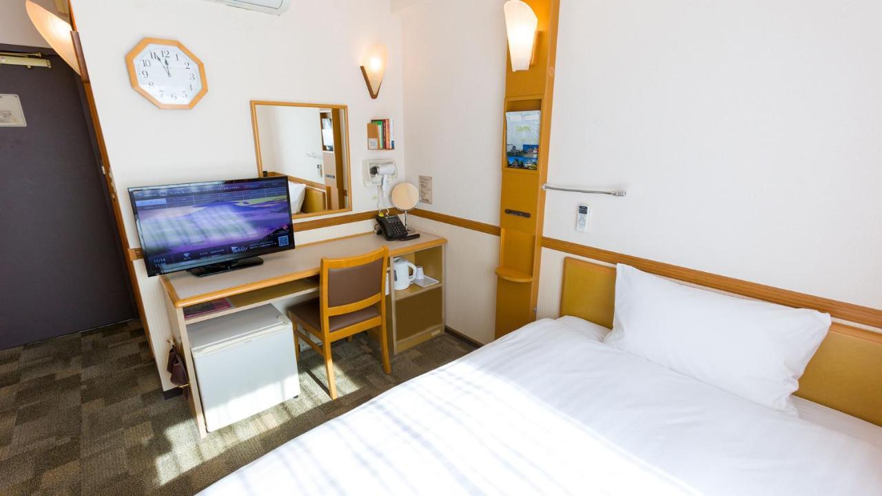 Toyoko Inn Yokohama-Sen Fuchinobe-Eki Minami-Guchi Szagamihara Kültér fotó