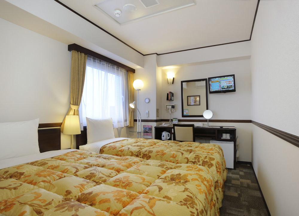 Toyoko Inn Yokohama-Sen Fuchinobe-Eki Minami-Guchi Szagamihara Kültér fotó
